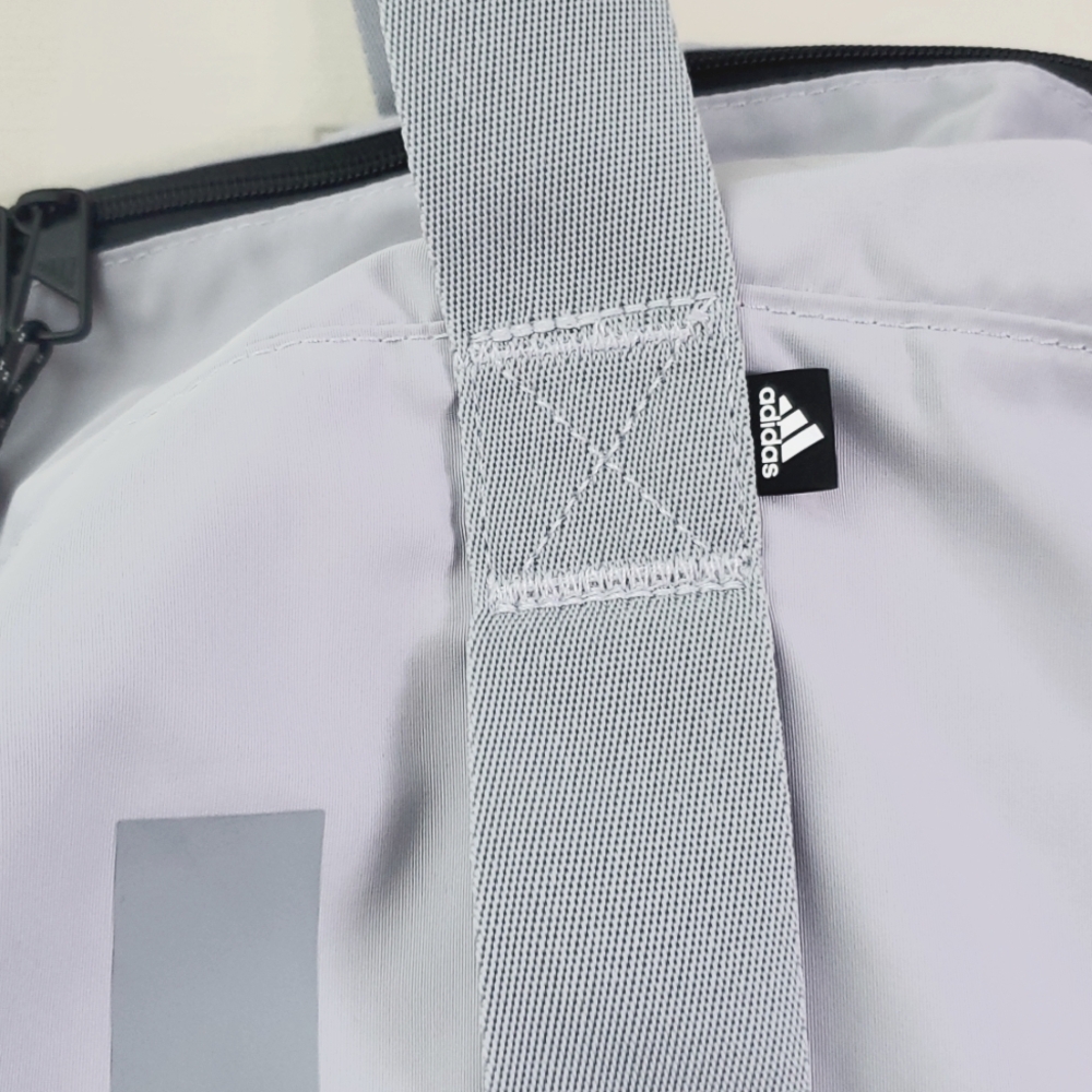 Brand New Adidas Tailored for Her Yoga Travel Bag - Picture 5 of 15